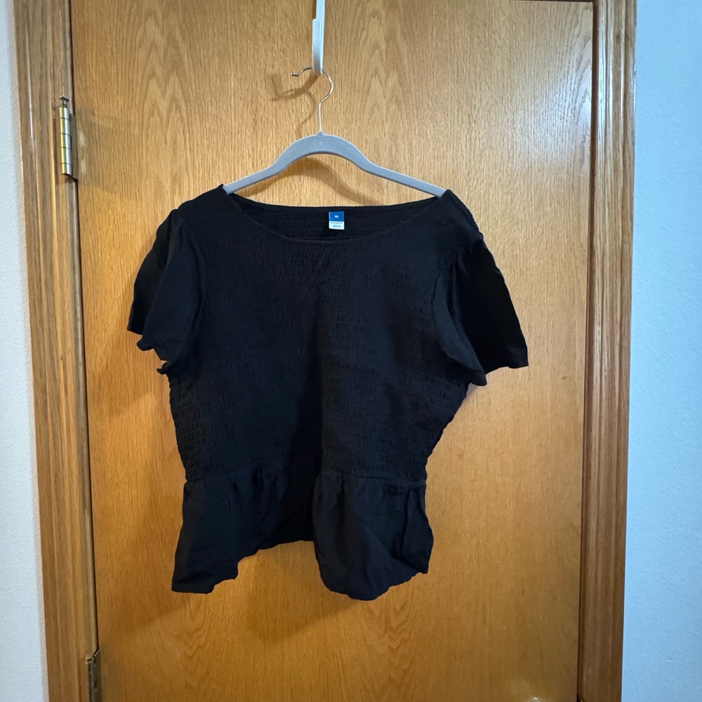 Old Navy Black Ruffled Peplum Blouse xl